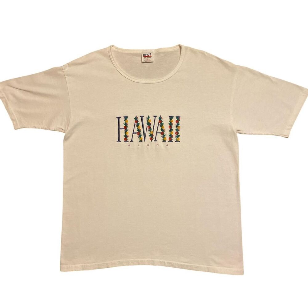 Retro floral embroidered Hawaii tee